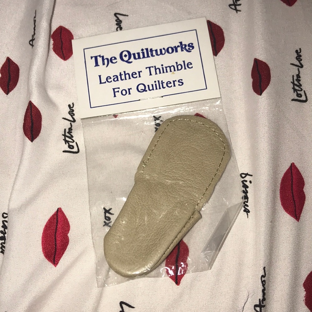 The Quiltworks Leather thimble for Quilters New - Picture 2 of 2